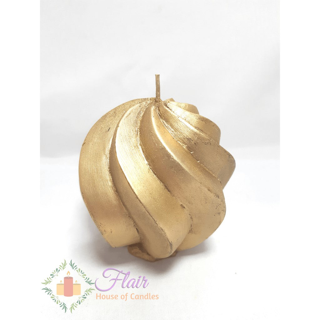 Flair Elegant Spiral Gold Ball Candle 10cm Tall