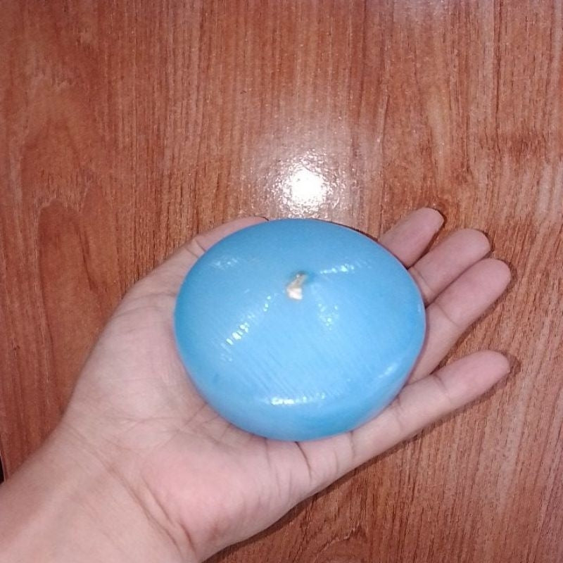 Large Smokeless Colored Floating Candle 4.8cm Tall